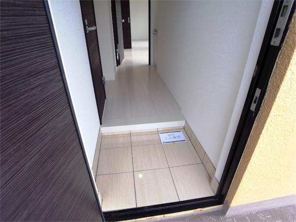 ラムール鈴蘭台南 玄関