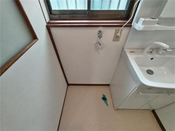 西河野貸家東 部屋画像