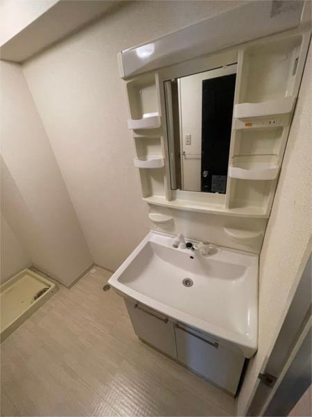ロワイヤル北八代 部屋画像