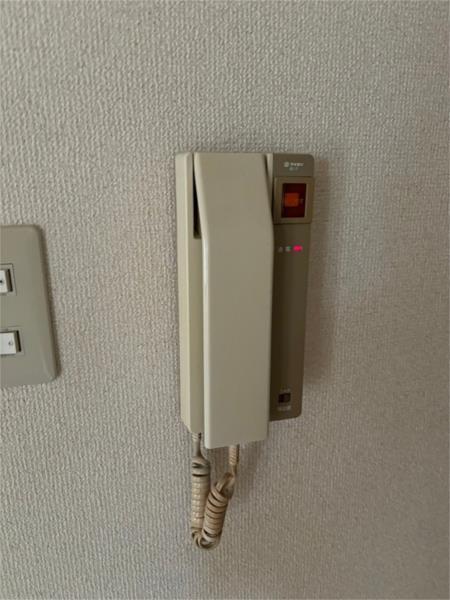 ロワイヤル北八代 セキュリティ