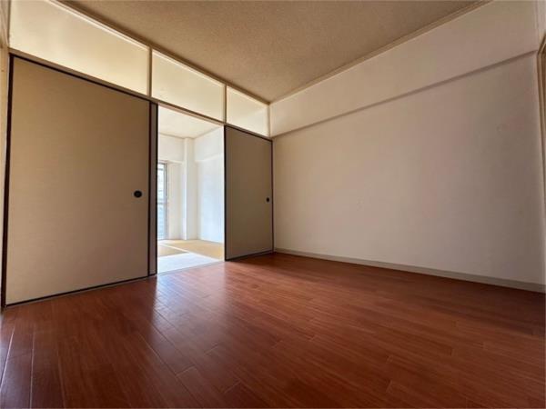 CARRONDS　鈴蘭台北町 リビング