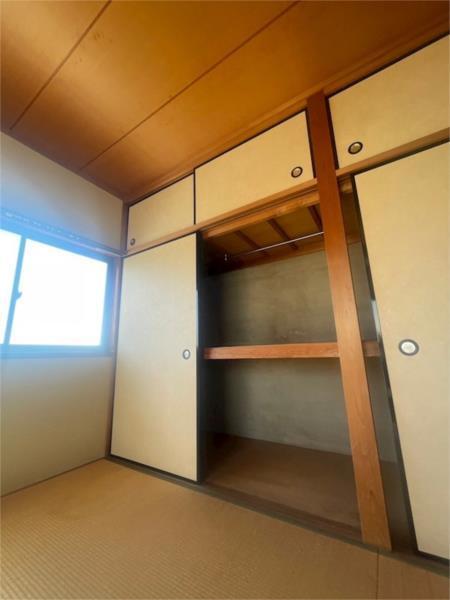 御立西メゾネット 収納