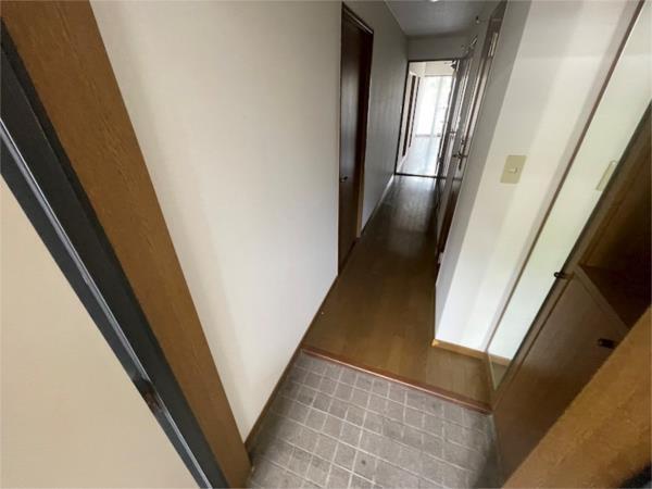 グラースガーデン今宿 玄関