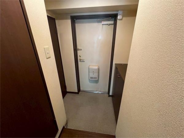リアライズ加古川II 玄関