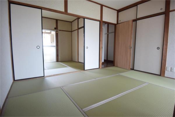 八代ハイツ 収納