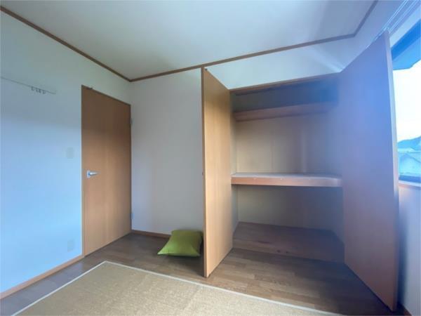 メゾン鷹取 収納