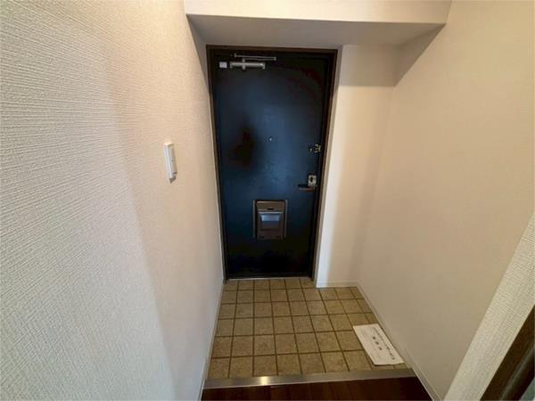 ハイツマエダII 玄関