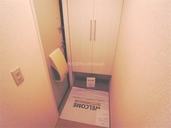 ウィルモア垂水C棟 玄関