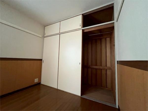 ガーネット森北町 収納