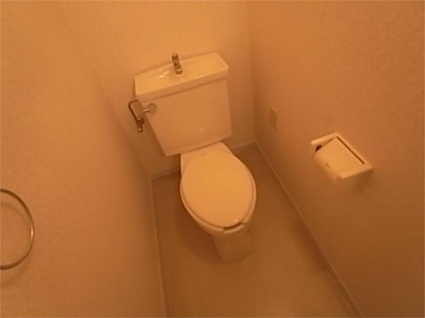 ガーデンハイツ桃山台弐番館 トイレ