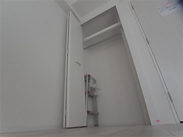 セレニテ神戸西クレア（901） 収納