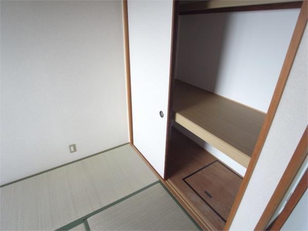 山下ハイツ（101） 収納