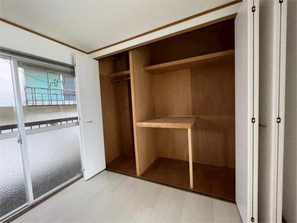 伊勢田マンション 収納