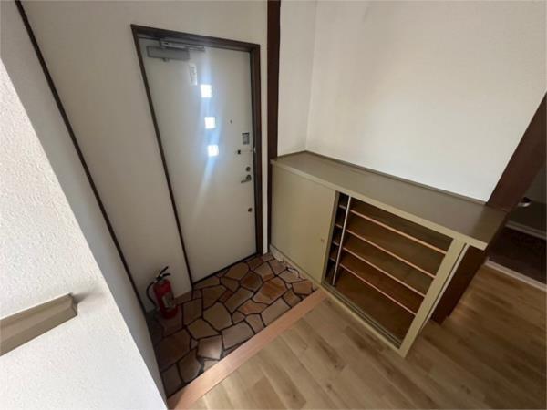 鶯橋マンション 玄関