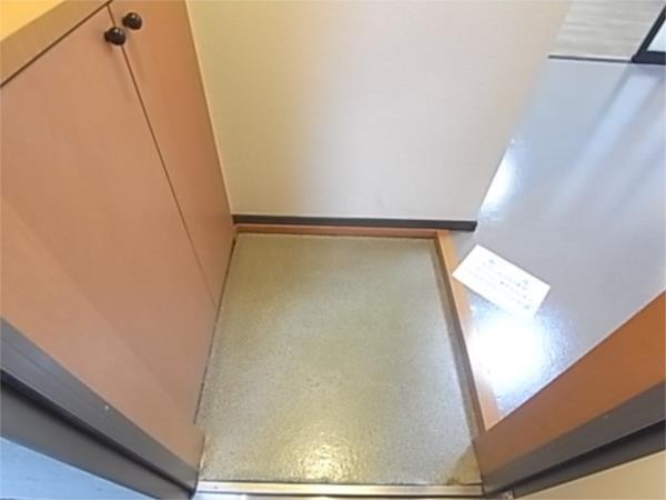 大倉山ハイツA号棟 玄関