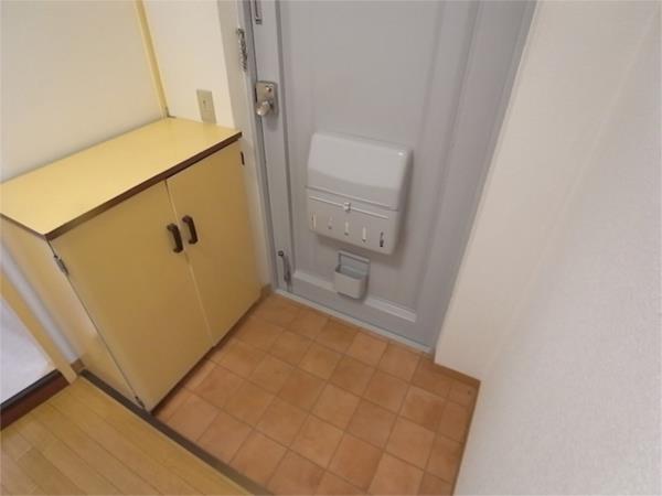 サンハイツ向陽I 玄関