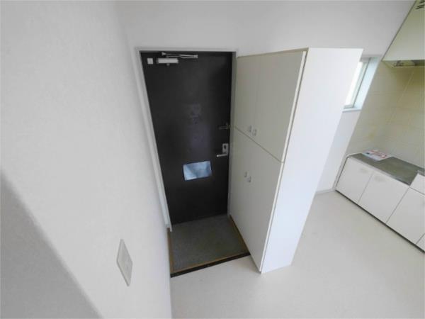 神戸市須磨区緑が丘アパート 玄関