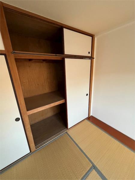 シャトー朝霧 収納
