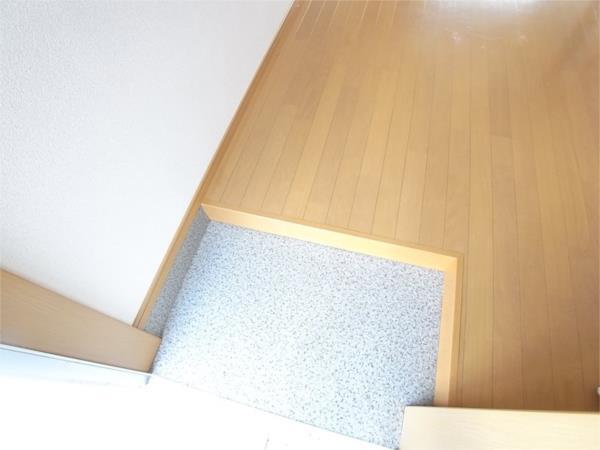 神戸市灘区一王山町アパート 玄関