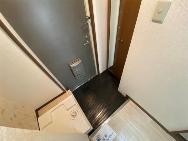 ステラハウス15 玄関