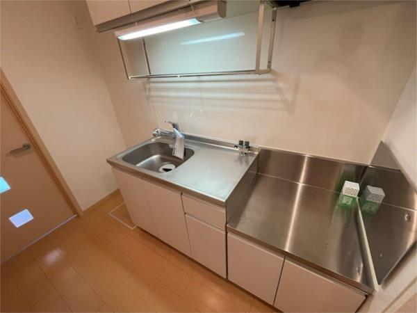 玲巧ハイツ八丁 キッチン