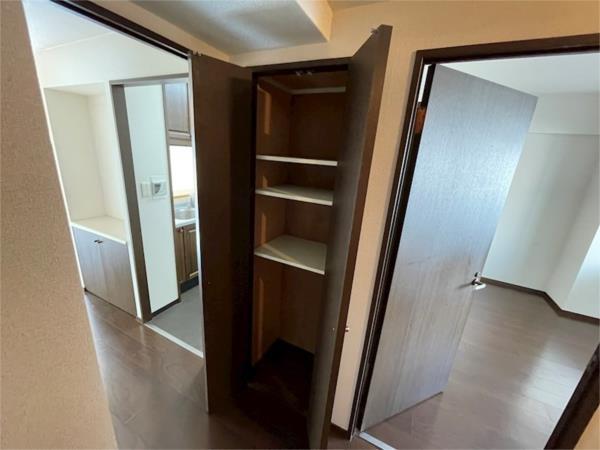 アーデンコート住吉川 収納