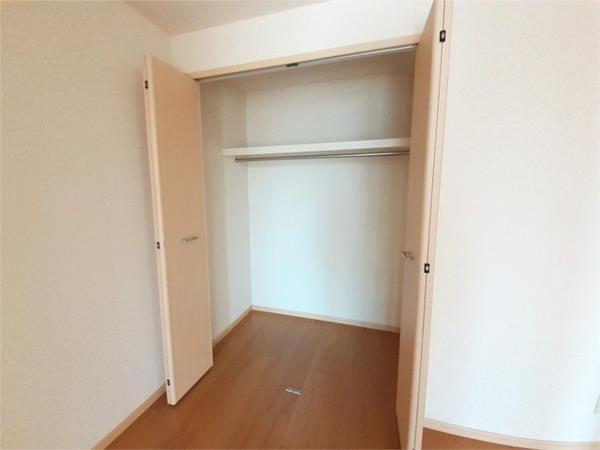 アメニティ六番館 収納