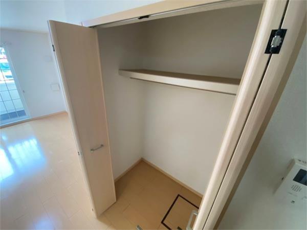 ワイズ　コンブリオV 収納