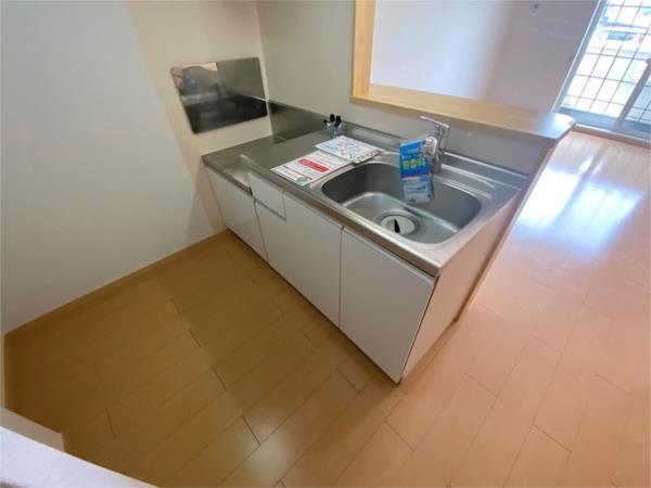 ワイズ　コンブリオV キッチン