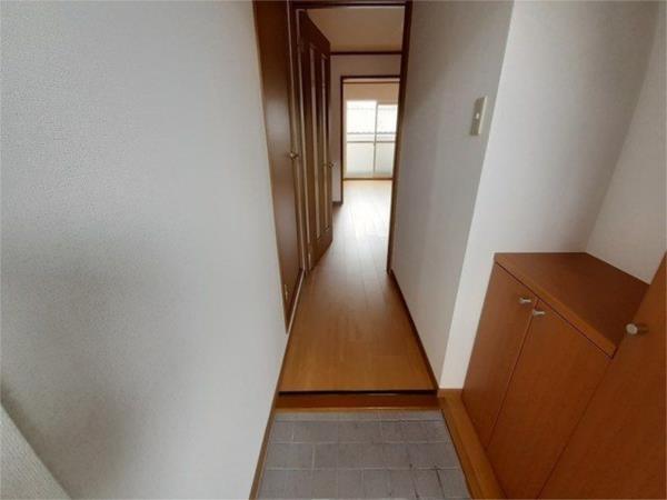 ホープ大野 玄関