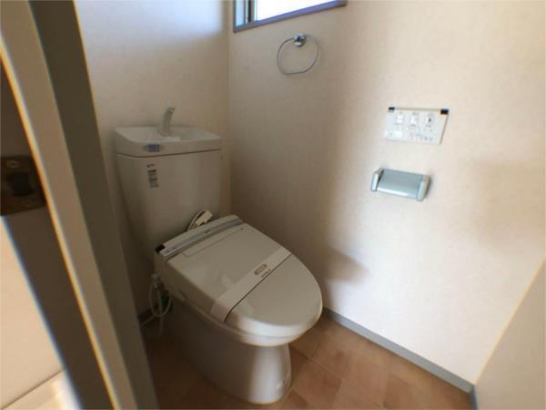 シャトー大半田I棟 トイレ
