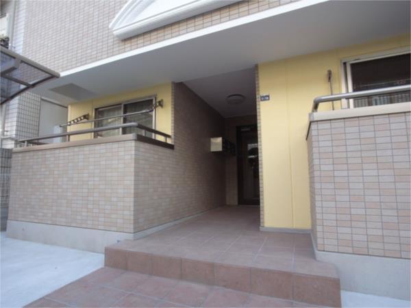 アンフィニ坂口通 玄関