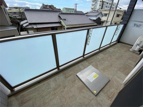 フランディル・オーラ五軒邸 部屋画像