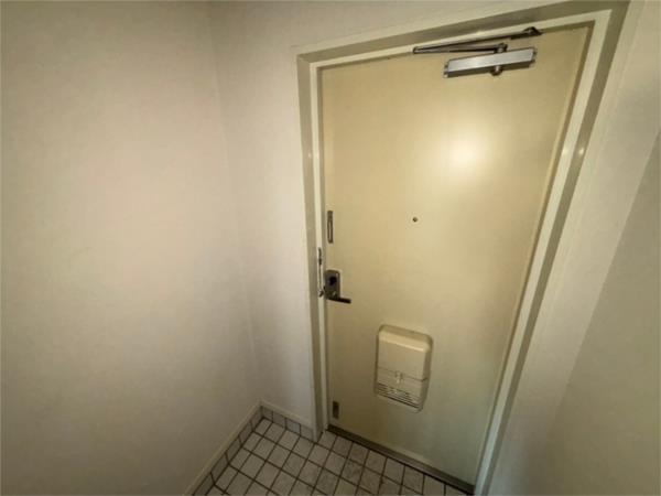 マンション外堀川 玄関