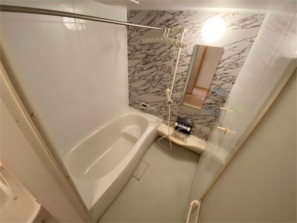 オークス中島 バス／シャワー
