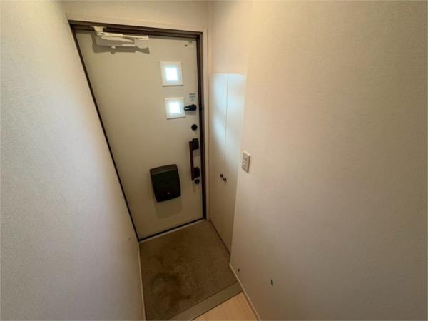 コンフォート双葉III 玄関