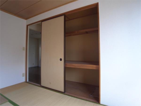 セジュール東落合 収納