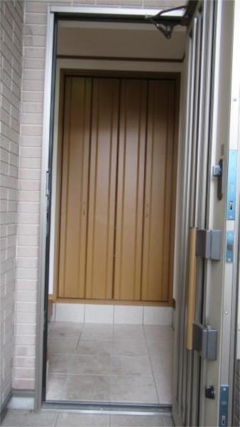 フェザントアイII 玄関