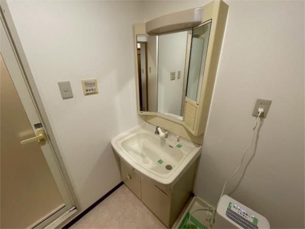 神戸市灘区城の下通マンション 部屋画像