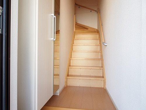 ファンターナ 玄関