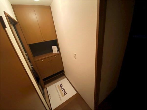 ファミール才 玄関