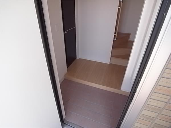 ステラハウス　A棟 玄関
