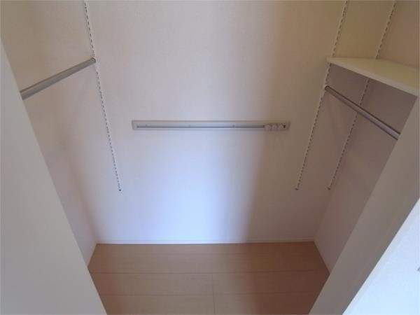 セジュール町坪 収納