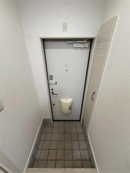 サンマリン五色山 玄関
