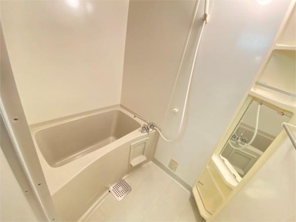 HITOMI　DORMITORY バス／シャワー