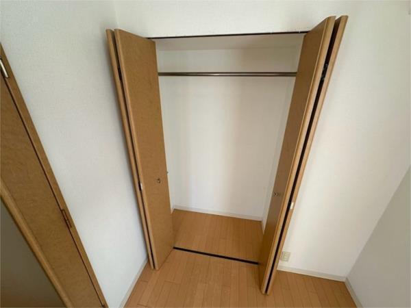 ロイヤルヒル神戸三ノ宮II 収納
