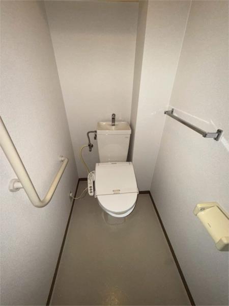 プラザハイツ二ツ屋A棟 トイレ