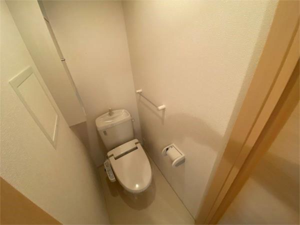 アンソレイエ飾磨　II番館 トイレ
