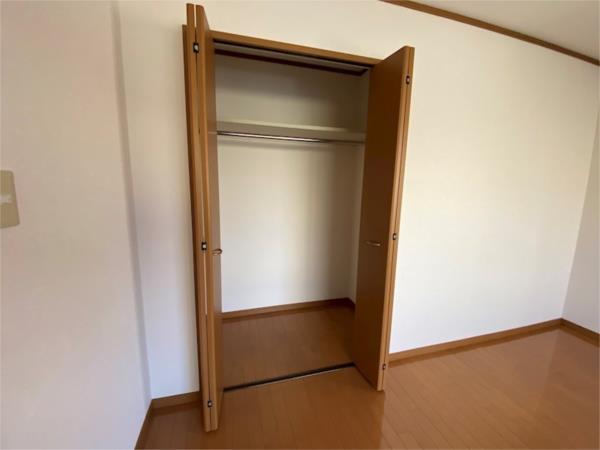 ソレイユ細江 収納