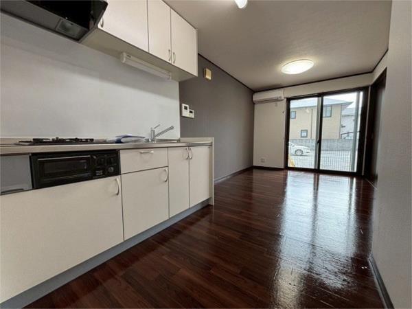 ルミエール神屋町 リビング